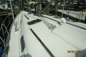 1998 Beneteau Oceanis 381 thumbnail 9