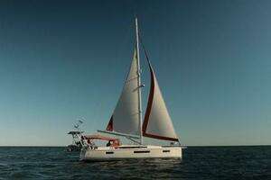2022 Jeanneau Sun Odyssey 440 thumbnail 3
