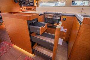 2022 Jeanneau Sun Odyssey 440 thumbnail 29