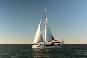 Yacht for sale CINNAMON GIRL