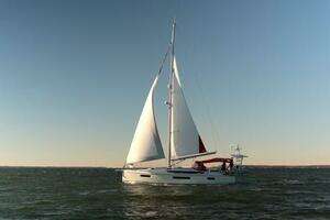 2022 Jeanneau Sun Odyssey 440 thumbnail 4