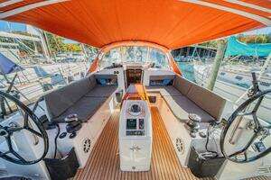 2022 Jeanneau Sun Odyssey 440 thumbnail 98