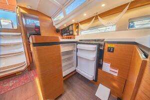 2022 Jeanneau Sun Odyssey 440 thumbnail 25