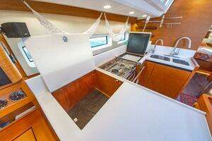 2022 Jeanneau Sun Odyssey 440 thumbnail 33