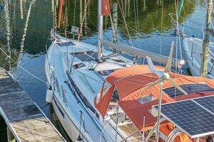 2022 Jeanneau Sun Odyssey 440 thumbnail 8