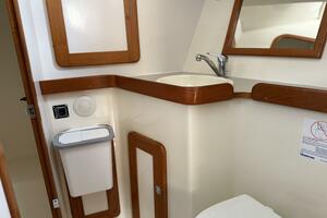 VIA 40ft Caliber Yacht For Sale