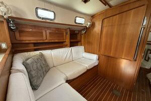 VIA 40ft Caliber Yacht For Sale