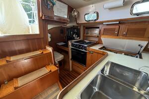 VIA 40ft Caliber Yacht For Sale