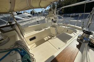 VIA 40ft Caliber Yacht For Sale