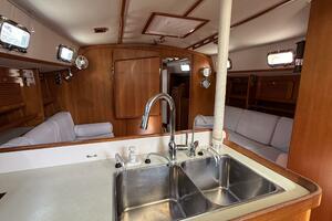 VIA 40ft Caliber Yacht For Sale