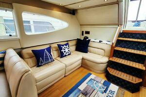La Vita Bella 44ft Cruisers Yachts Yacht For Sale