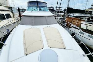 La Vita Bella 44ft Cruisers Yachts Yacht For Sale