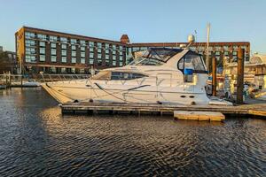 La Vita Bella 44ft Cruisers Yachts Yacht For Sale