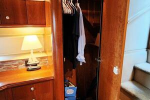 La Vita Bella 44ft Cruisers Yachts Yacht For Sale