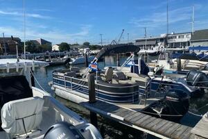 24ft South Bay Yacht For Sale