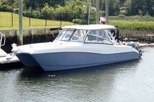  2022 World Cat 32 DC Yacht For Sale in Wilmington NC