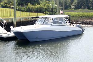 32ft World Cat Yacht For Sale