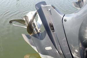 32ft World Cat Yacht For Sale