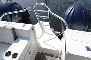 32ft World Cat Yacht For Sale