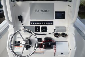 23ft Regulator Yacht For Sale
