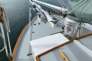INTEGRITY 32ft Classic Yacht For Sale
