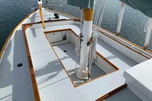 INTEGRITY 32ft Classic Yacht For Sale