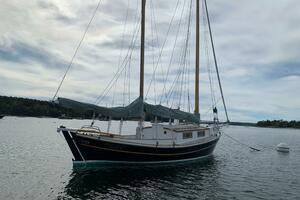 INTEGRITY 32ft Classic Yacht For Sale
