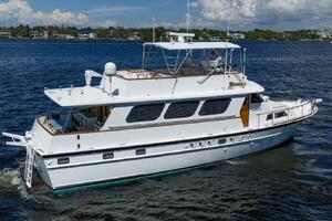 56ft Matthews Yacht For Sale