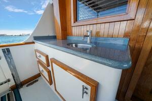 56ft Matthews Yacht For Sale