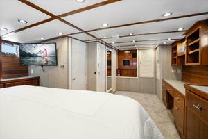 56ft Matthews Yacht For Sale