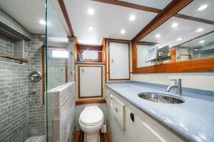 56ft Matthews Yacht For Sale