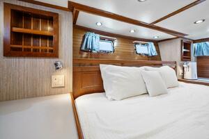 56ft Matthews Yacht For Sale