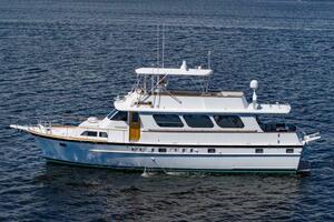 56ft Matthews Yacht For Sale