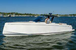 2025 Pardo Yachts 38 thumbnail 5