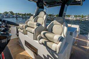 2025 Pardo Yachts 38 thumbnail 16