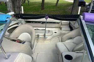 23ft Sea Ray Yacht For Sale