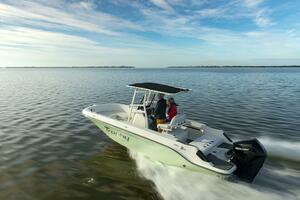 22ft Bayliner Yacht For Sale