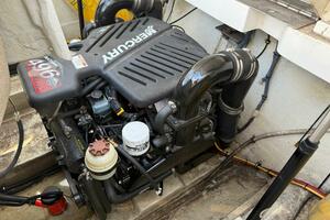 28ft Cobalt Yacht For Sale