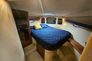 37ft Cruisers Yachts Yacht For Sale