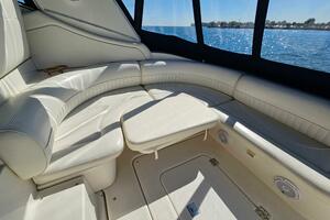 37ft Cruisers Yachts Yacht For Sale