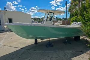 Photo 5878998 for 2026 Sailfish 252 CC  