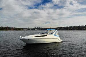 Our Trade 28ft Bayliner Yacht For Sale