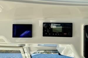 38ft Boston Whaler Yacht For Sale