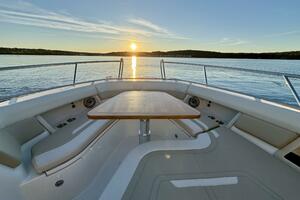 38FT (11.58M) BOSTON WHALER