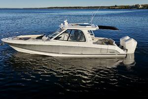 Yacht for sale 38FT (11.58M) BOSTON WHALER