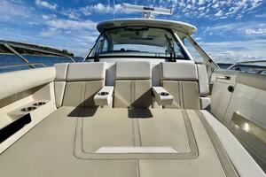 38ft Boston Whaler Yacht For Sale