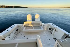 38FT (11.58M) BOSTON WHALER
