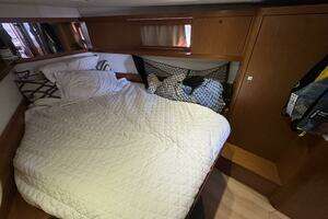 2014 Beneteau Sense 46 thumbnail 23