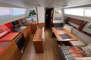 2014 Beneteau Sense 46 thumbnail 12