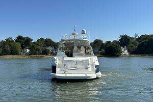2003 Cruisers Yachts 540 Express thumbnail 4